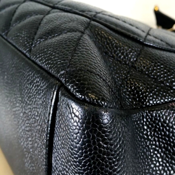 The iconic Chanel GST - Picture 3 of 10